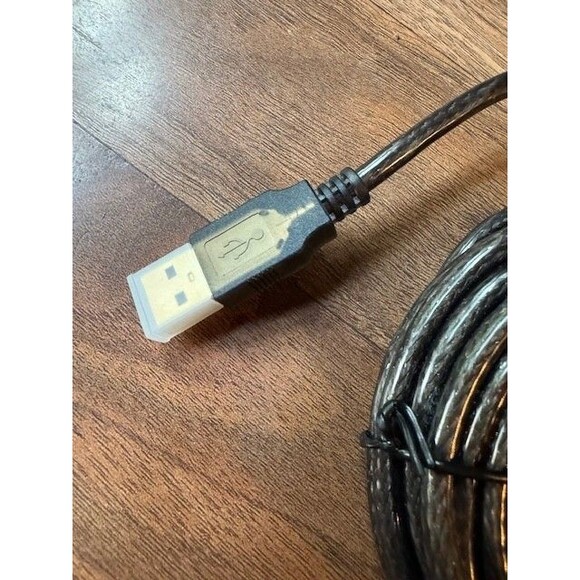 Plugable 5 Meter (16 Foot) USB 2.0 Active Extension Cable Type A Male - A Female - Picture 3 of 5